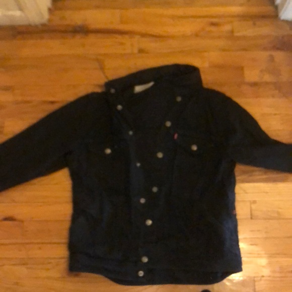 Levi’s Jean jacket - Picture 2 of 3